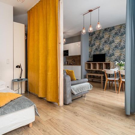 Apartamenty Sun & Snow 19 Dzielnica With Free Parking Varşovia Exterior foto