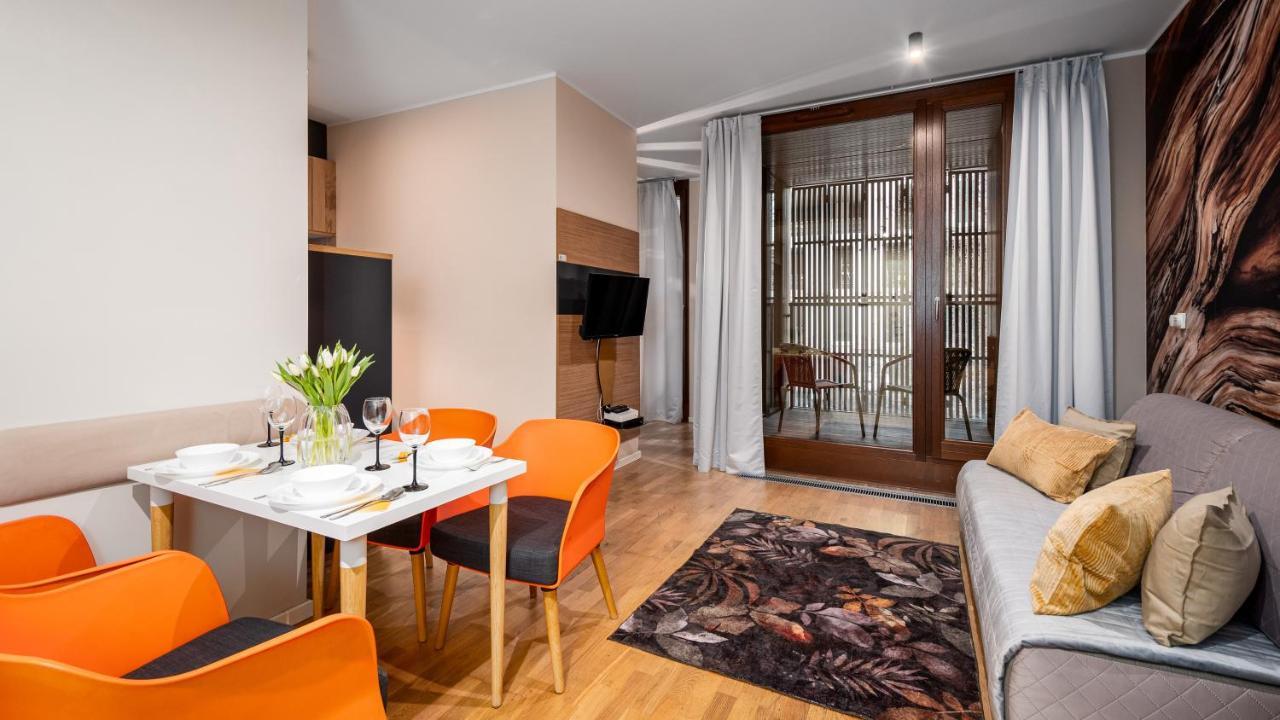 Apartamenty Sun & Snow 19 Dzielnica With Free Parking Varşovia Exterior foto