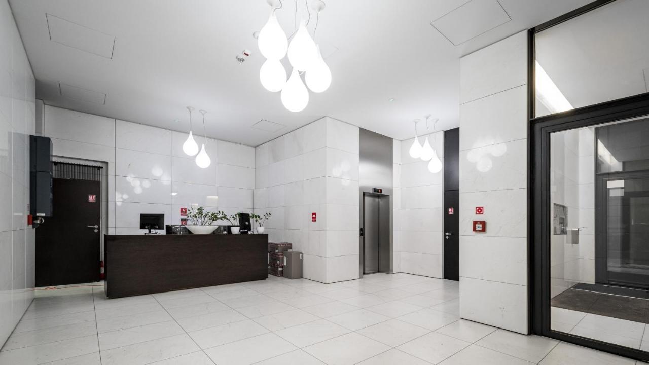 Apartamenty Sun & Snow 19 Dzielnica With Free Parking Varşovia Exterior foto