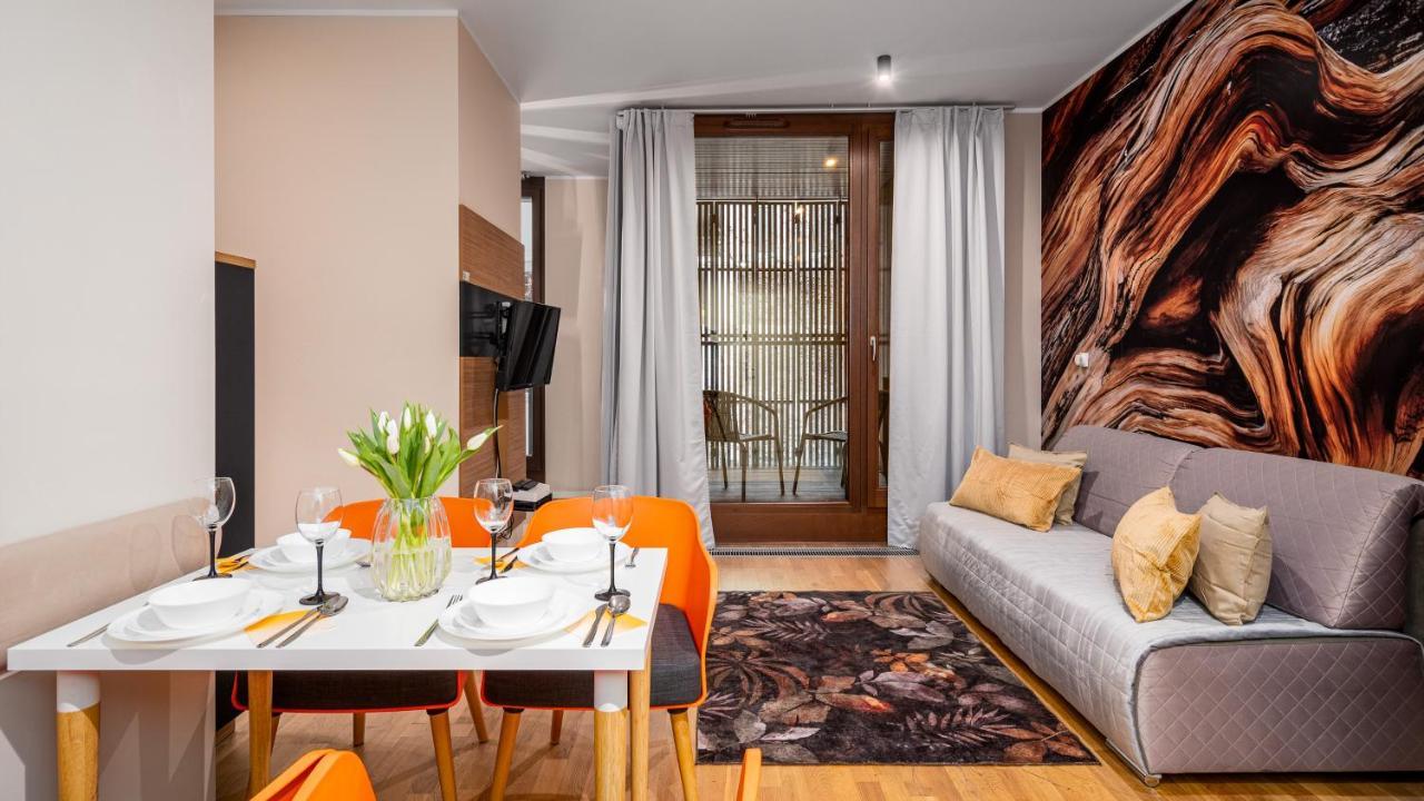 Apartamenty Sun & Snow 19 Dzielnica With Free Parking Varşovia Exterior foto
