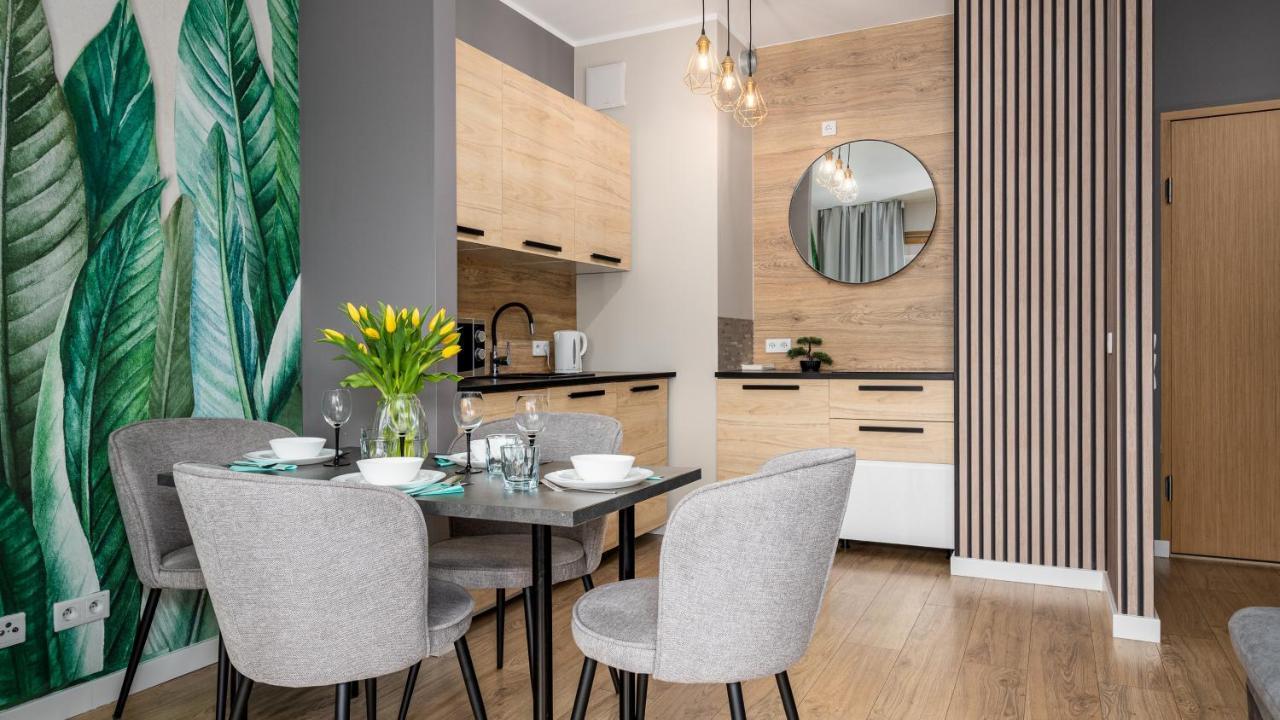Apartamenty Sun & Snow 19 Dzielnica With Free Parking Varşovia Exterior foto