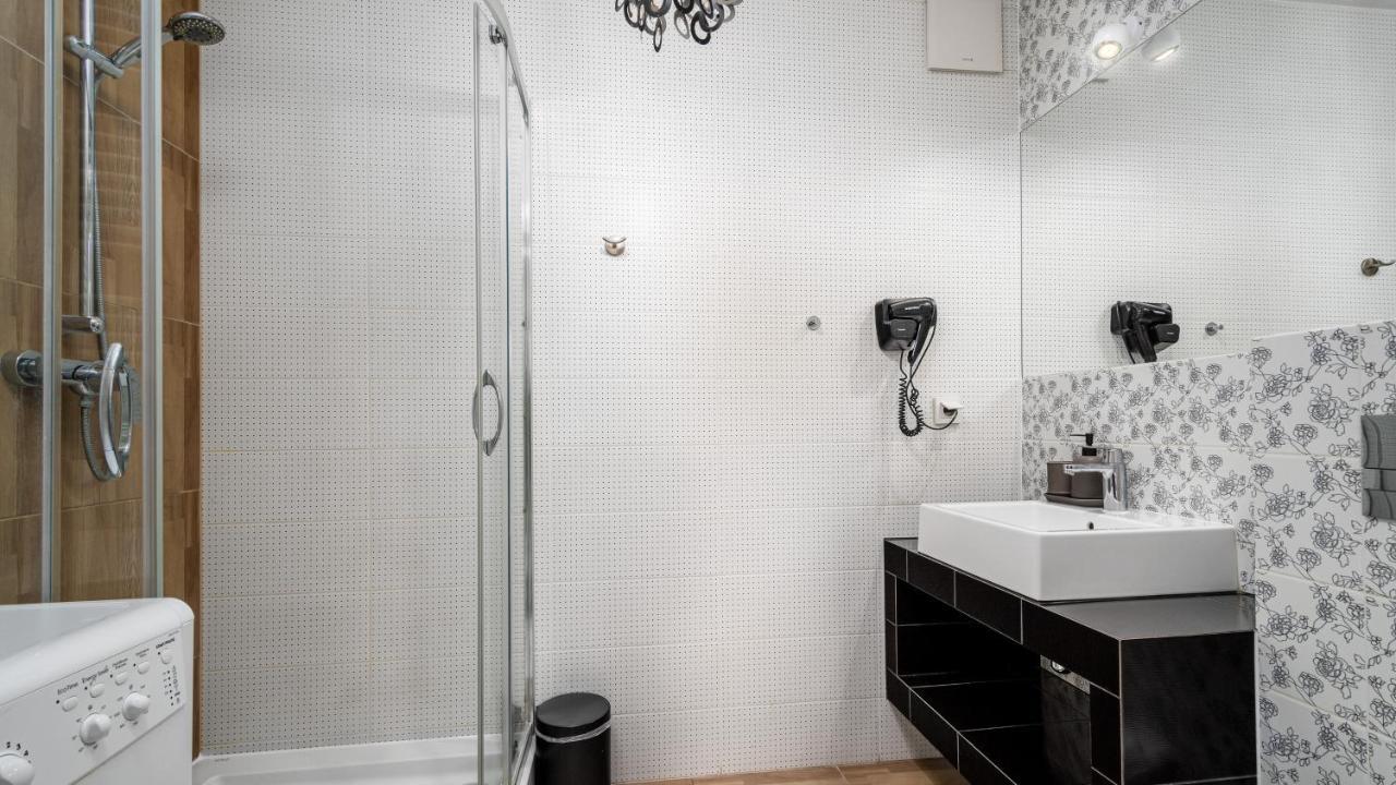 Apartamenty Sun & Snow 19 Dzielnica With Free Parking Varşovia Exterior foto